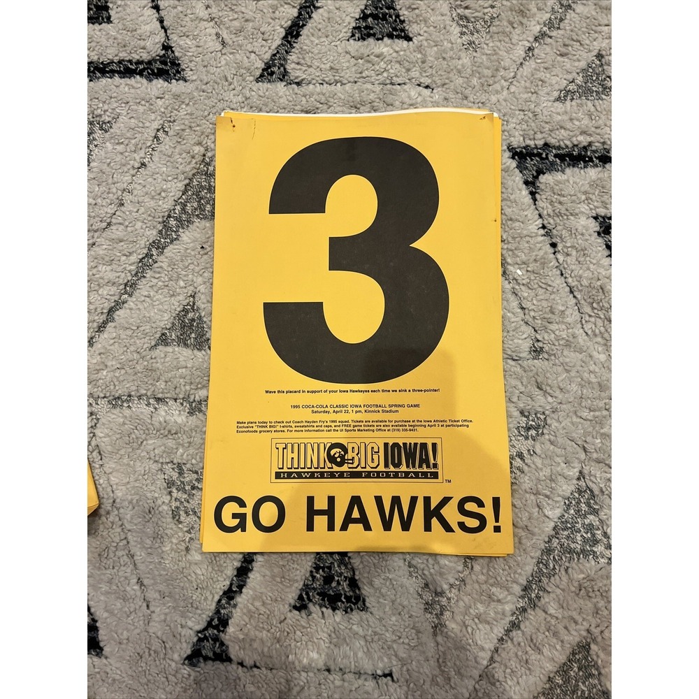 1995 Iowa Hawkeyes Basketball 3 Point Placard Jess Settles, Chris Kingsbury